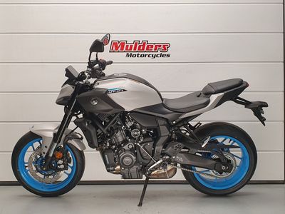 YAMAHA MT 07 ABS – foto 3