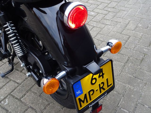 royal-enfield - meteor-350