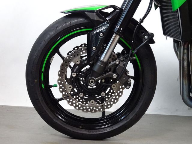 kawasaki - z900