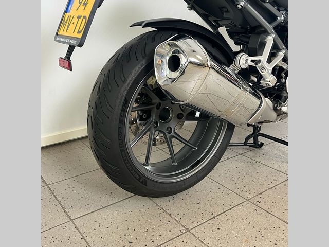 bmw - r-1200-r