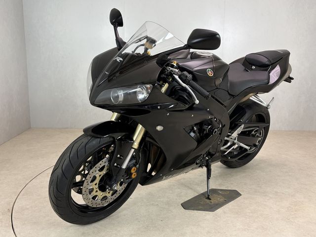yamaha - yzf-r1