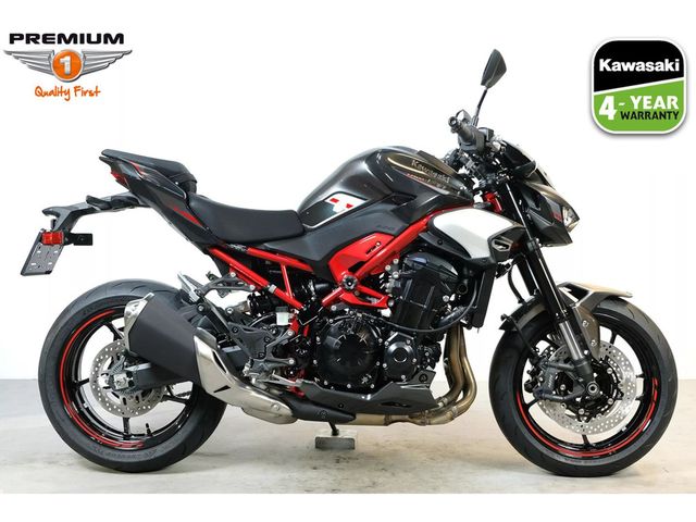 kawasaki - z900