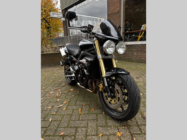 triumph - street-triple-675