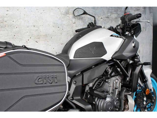 yamaha - mt-07-y-amt