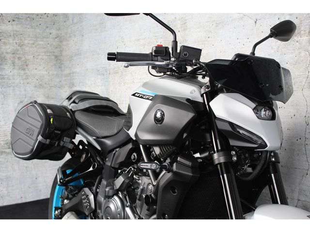 yamaha - mt-07-y-amt