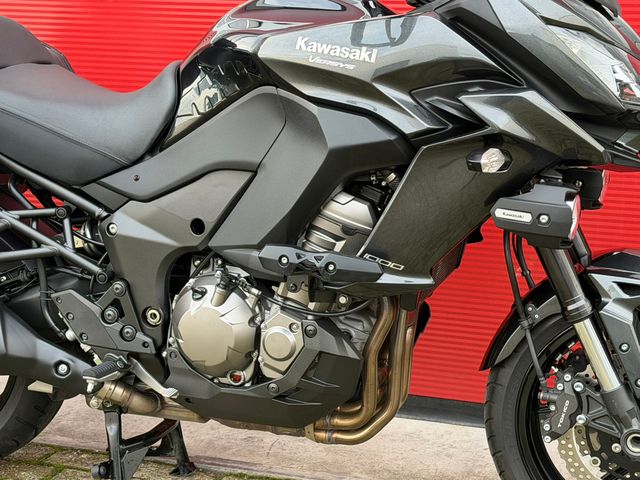 kawasaki - versys-1000-grand-tourer