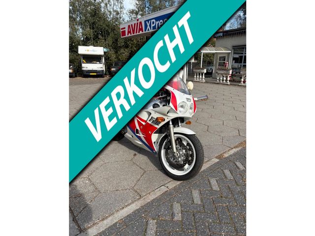 yamaha - fzr-1000