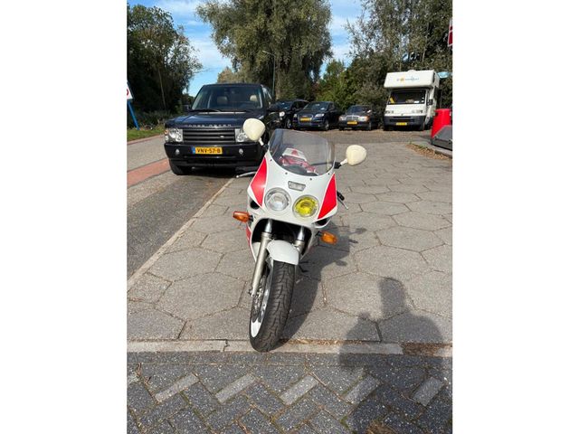 yamaha - fzr-1000