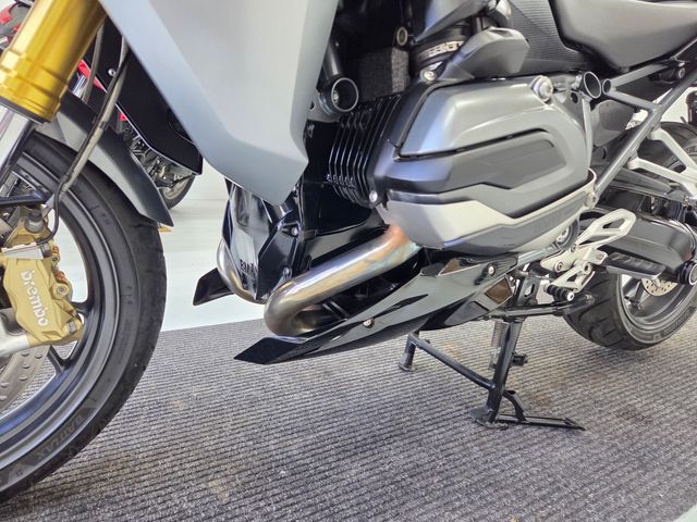 bmw - r-1200-rs