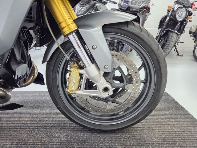bmw - r-1200-rs