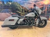 HARLEY-DAVIDSON ELECTRA GLIDE ULTRA CLASSIC FLHTCU