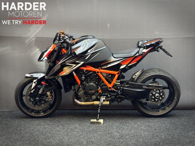 ktm - 1290-super-duke-r