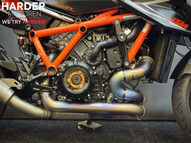 ktm - 1290-super-duke-r