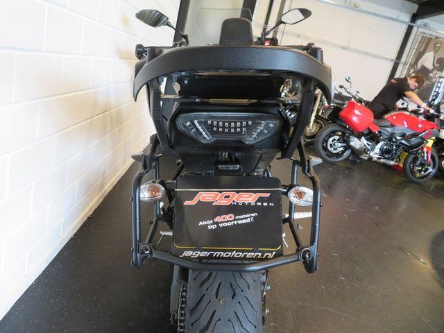 yamaha - tracer-900