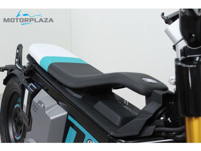 bmw - ce-02