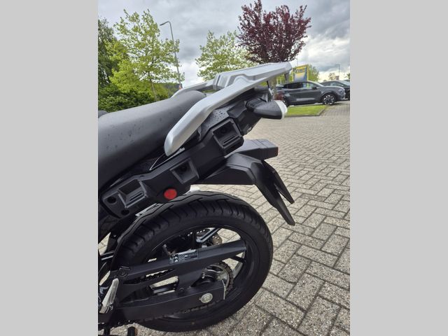 suzuki - v-strom-250-a