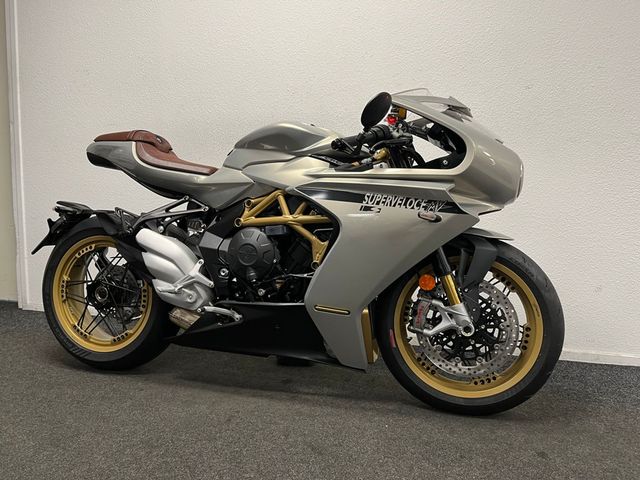 mv-agusta - superveloce-800-s