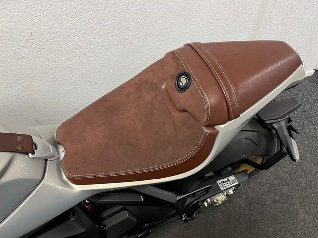 mv-agusta - superveloce-800-s