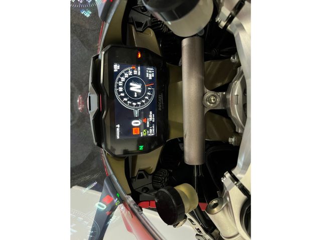 ducati - panigale-v4