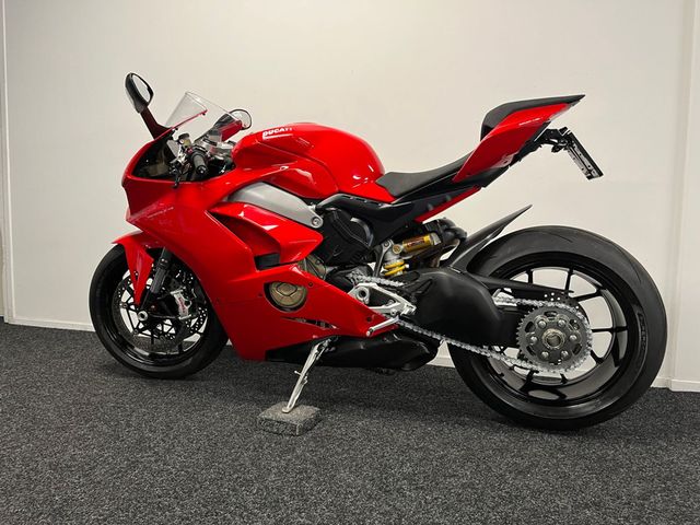 ducati - panigale-v4