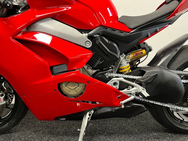 ducati - panigale-v4