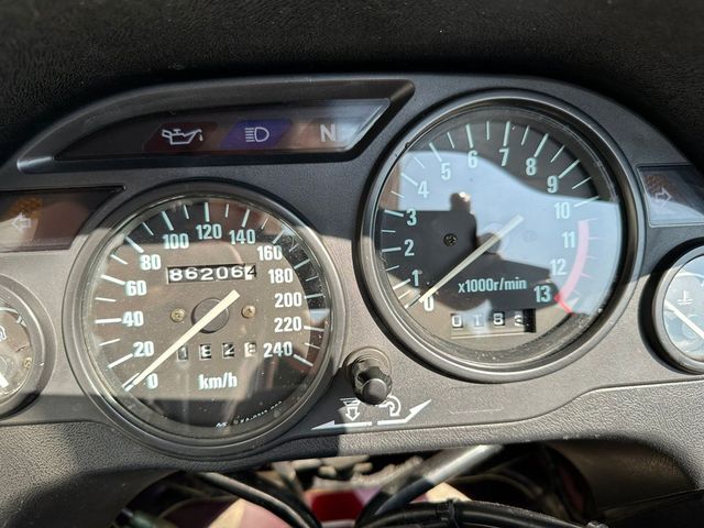 kawasaki - gtr-1000