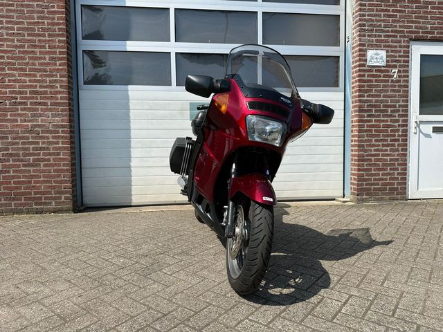kawasaki - gtr-1000