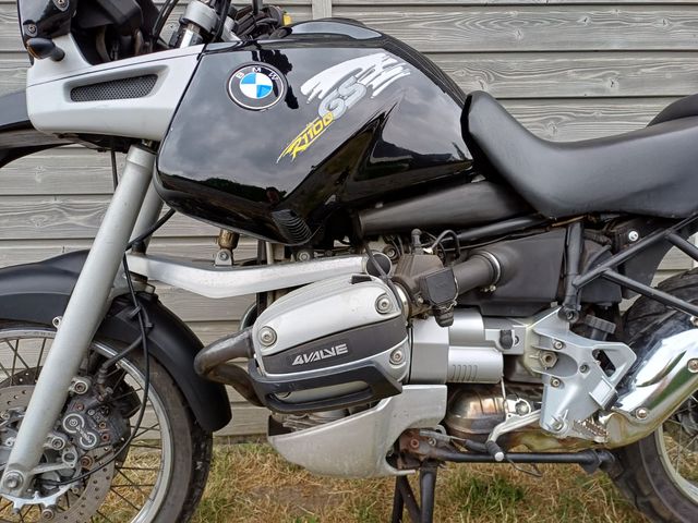 bmw - r-1100-gs