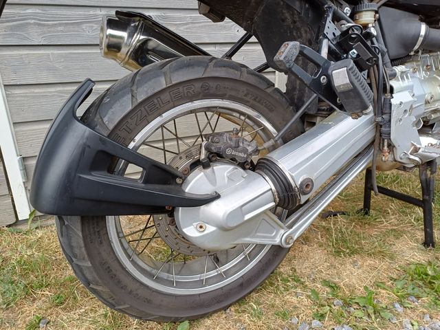 bmw - r-1100-gs