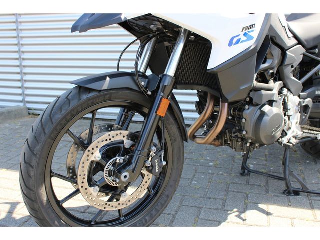 bmw - f-800-gs
