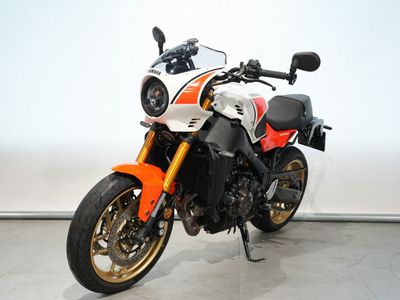 YAMAHA XSR 900 ABS – foto 3