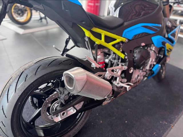 bmw - s-1000-r
