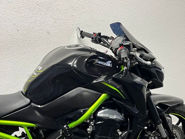 kawasaki - z900