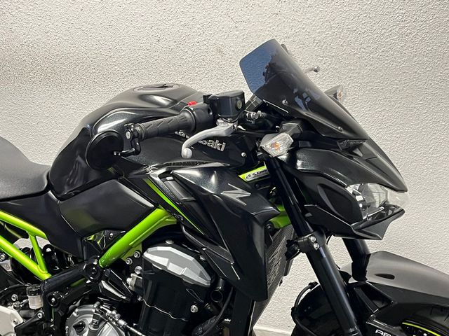 kawasaki - z900