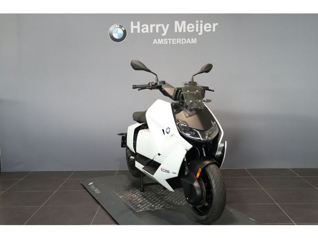 bmw - ce-04