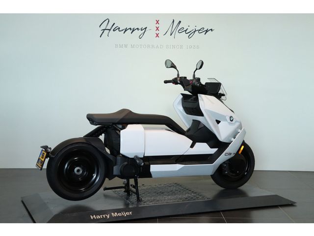 bmw - ce-04