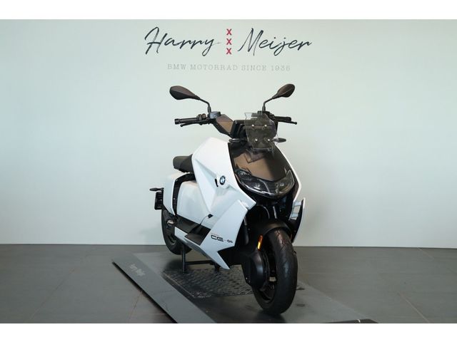 bmw - ce-04