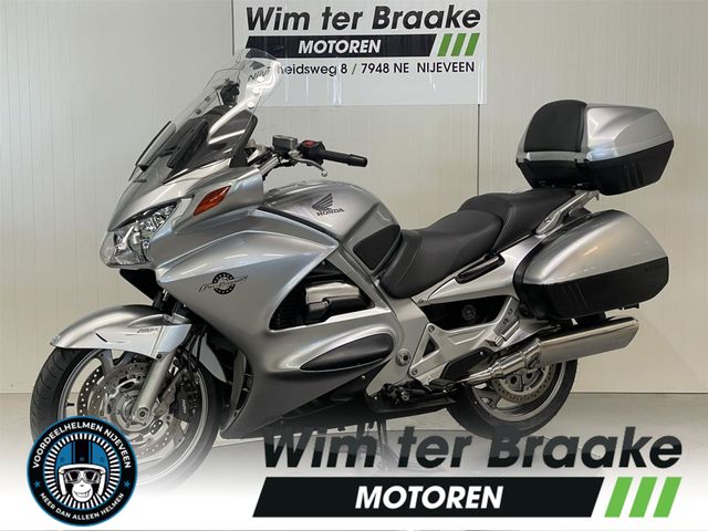 honda - st-1300-pan-european-abs