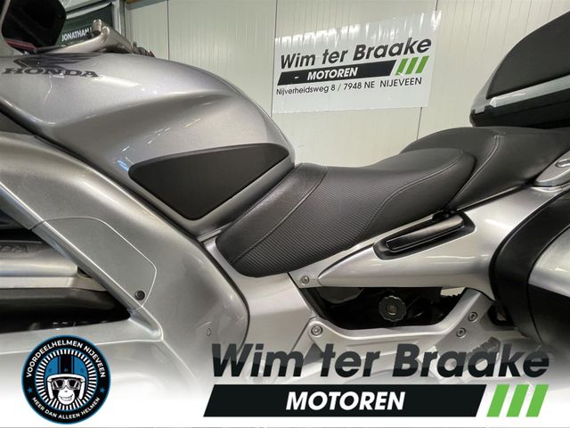 honda - st-1300-pan-european-abs
