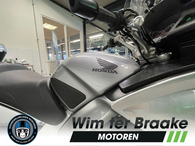 honda - st-1300-pan-european-abs