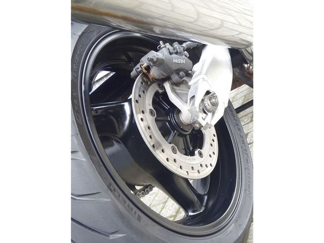 honda - cbr-1100--xx-super-blackbird