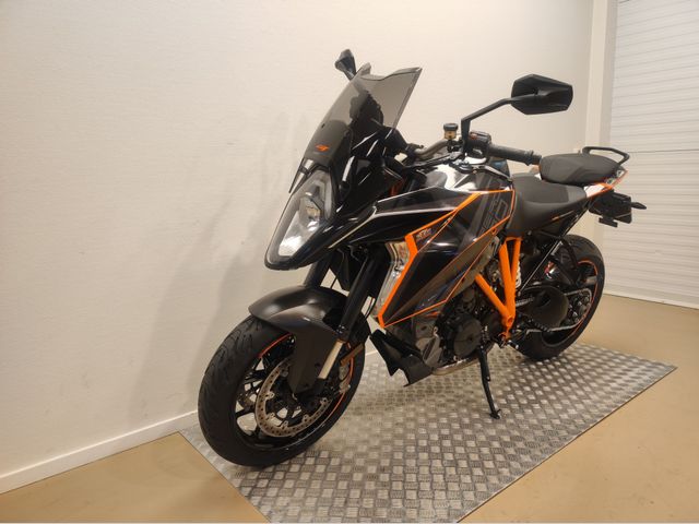 ktm - 1290-super-duke-gt