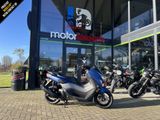 YAMAHA NMAX 125
