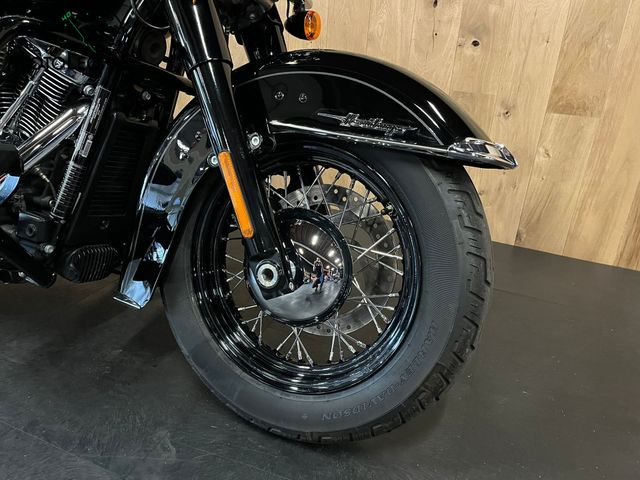 harley-davidson - heritage-softail-classic-114-flstc
