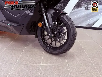 HONDA ADV 350 – foto 4