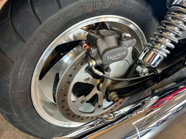 triumph - rocket-iii