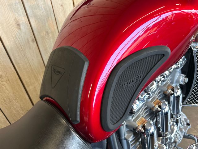 triumph - rocket-iii