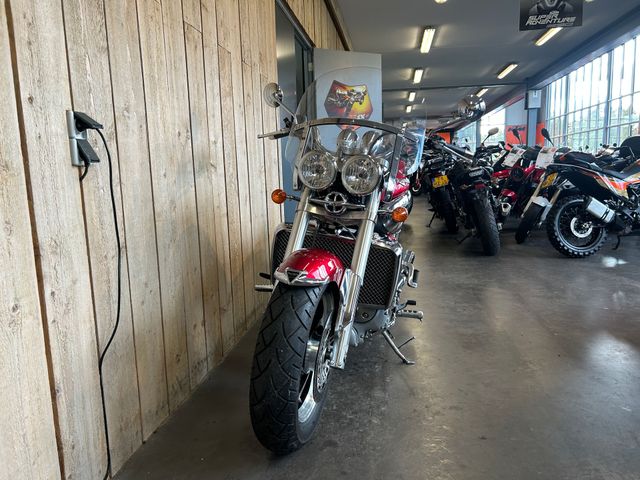 triumph - rocket-iii