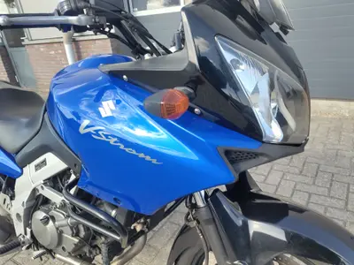 SUZUKI V-STROM DL 650 – foto 2