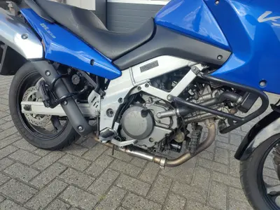 SUZUKI V-STROM DL 650 – foto 4